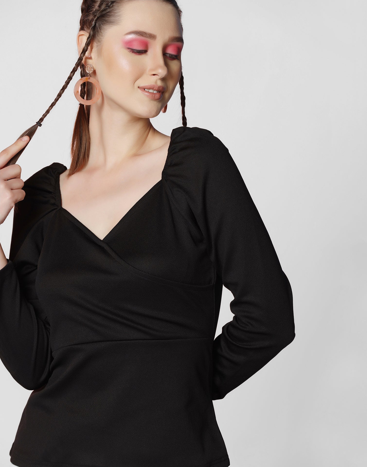 Fluffy L S Hood Top Black