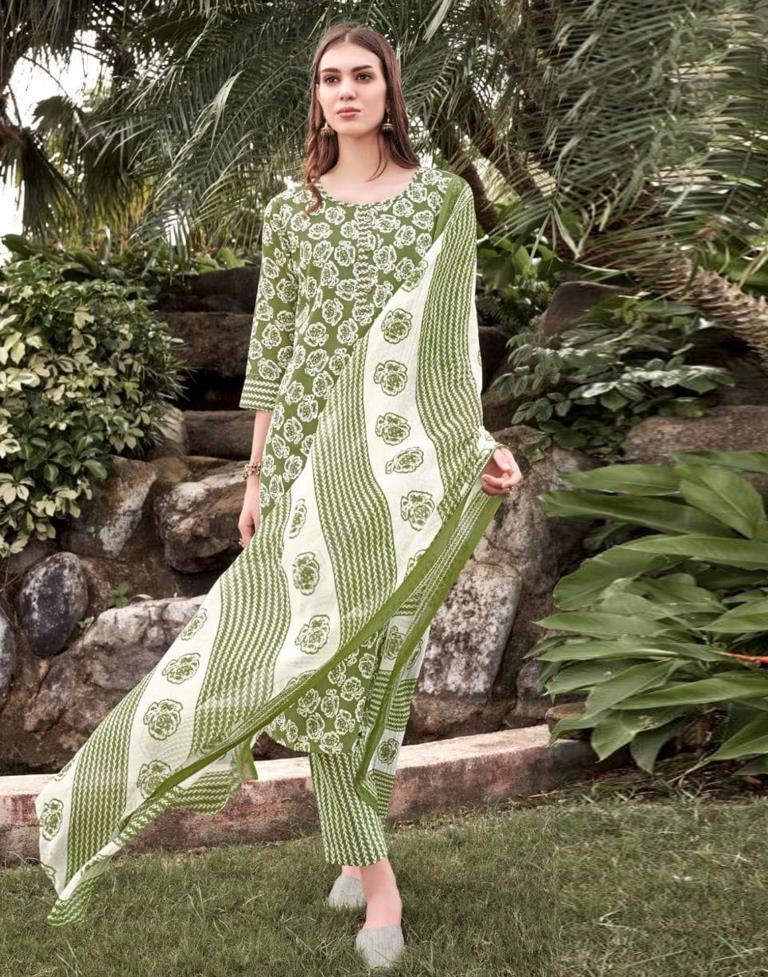 Green Printed Cotton Straight Kurta With Pant And Dupatta