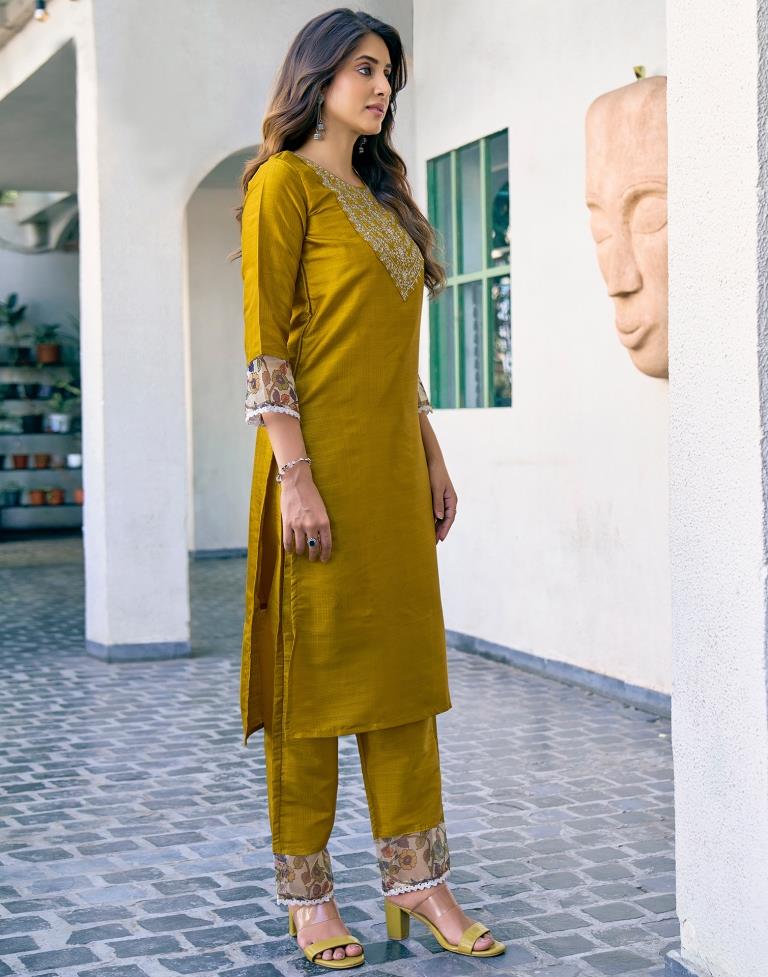 Yellow Silk Plain Kurta Set With Duptta