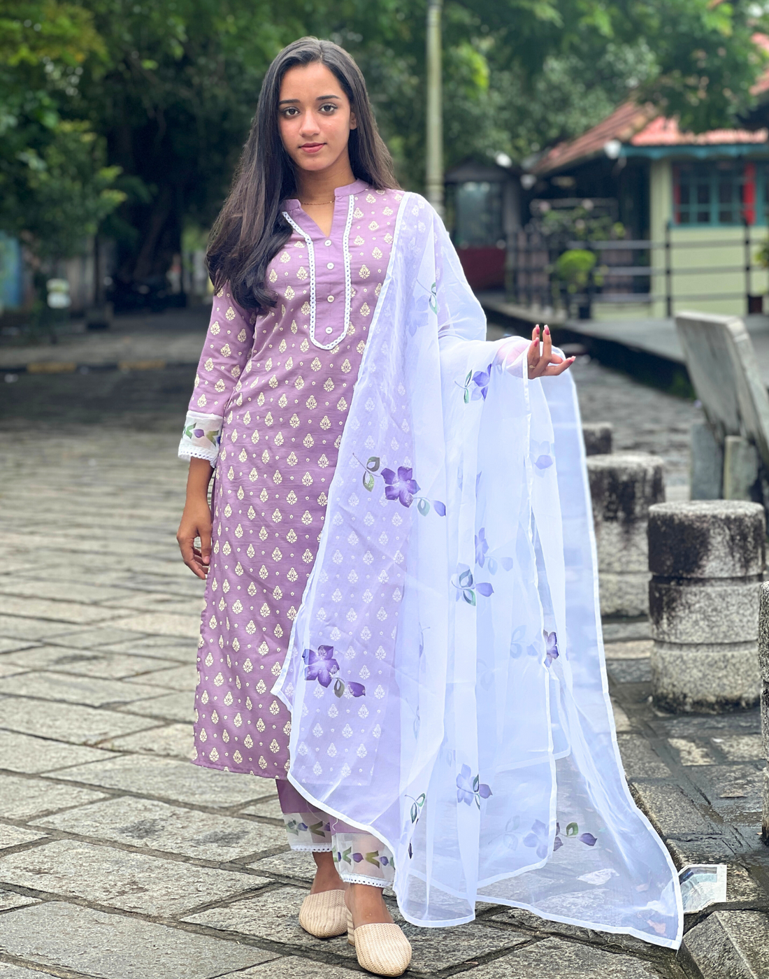 Lavender Printed Kurti With Pant And Dupatta