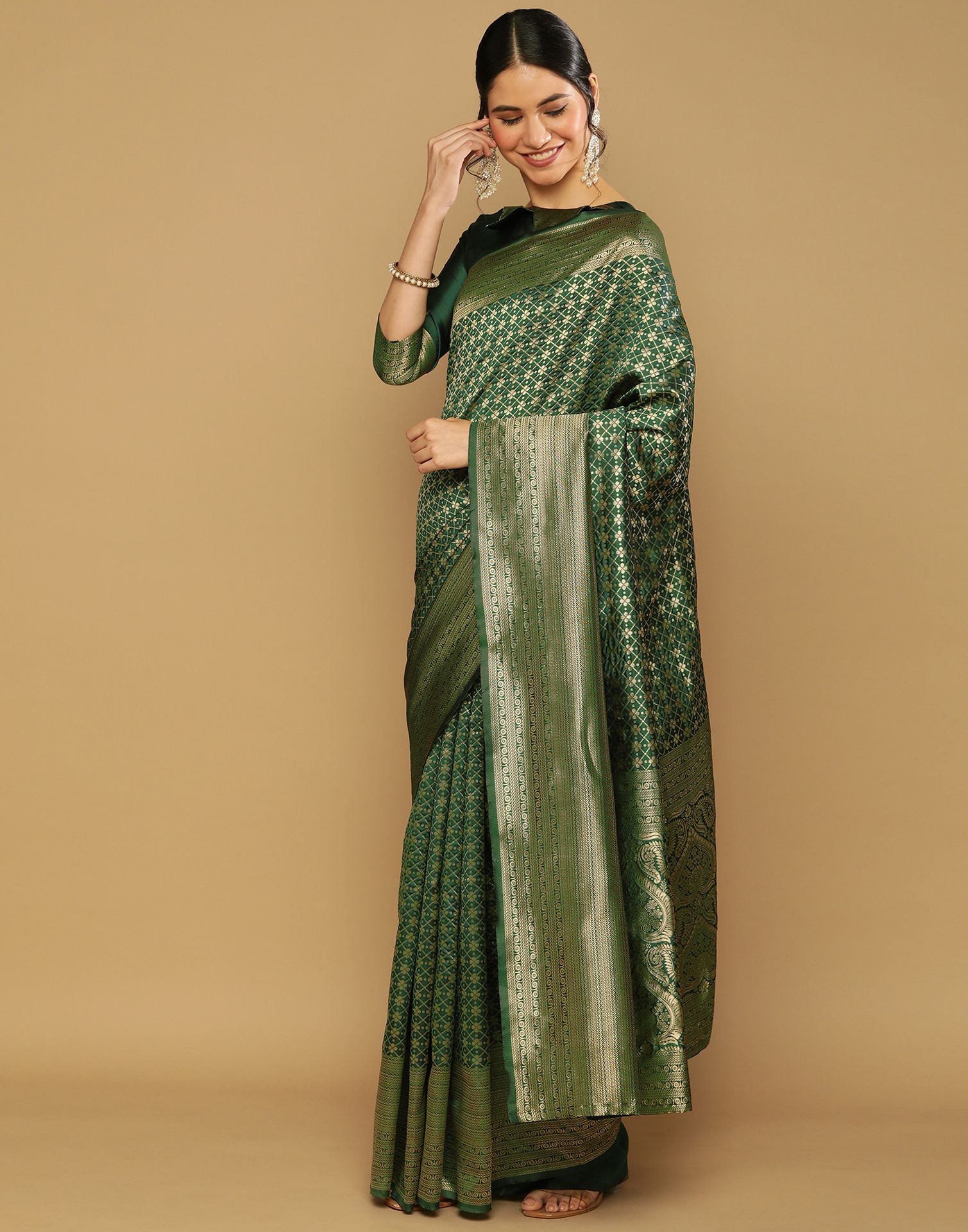 Buy sheladiya Woven Kanjivaram Pure Silk Green Sarees Online @ Best Price  In India | Flipkart.com