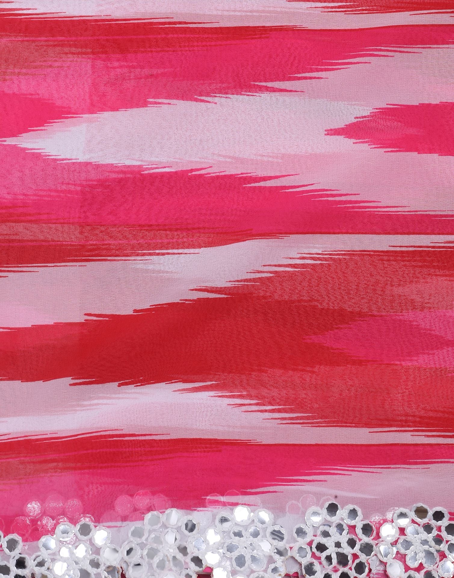 Pink Geometric Printed Georgette Saree | Leemboodi