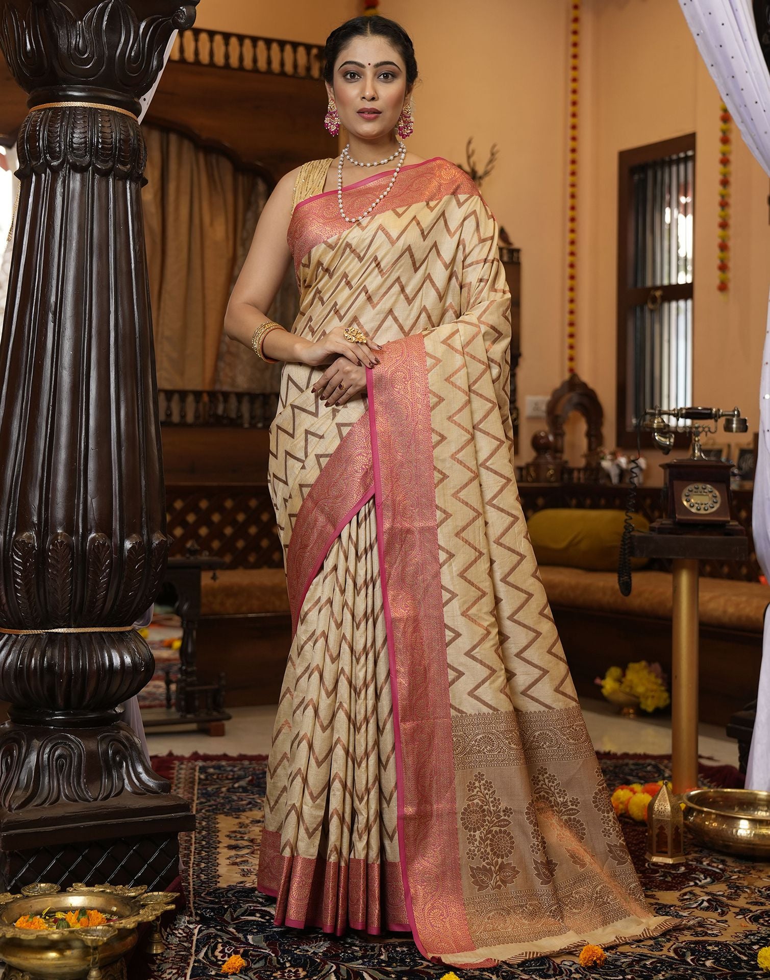 Attractive Cream Woven Banarasi Silk Saree With Blouse – Bahuji - Online  Fashion & Lifestyle Store