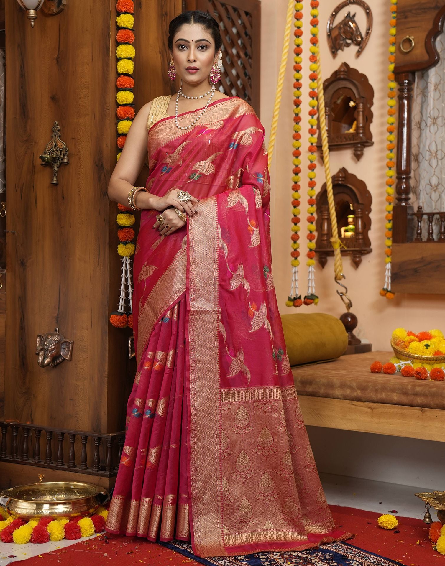 Buy Dark Pink Zari Weaved Saree Online in the UK @Mohey - Saree for Women