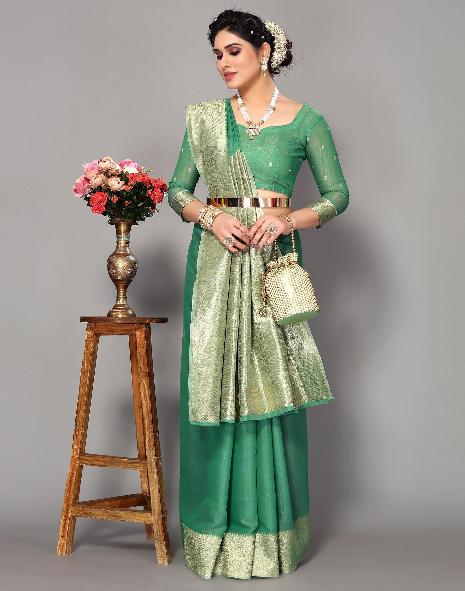 Buy Maroon Handloom Cotton Saree With Silk Blouse Online - SARV03704 |  Andaaz Fashion