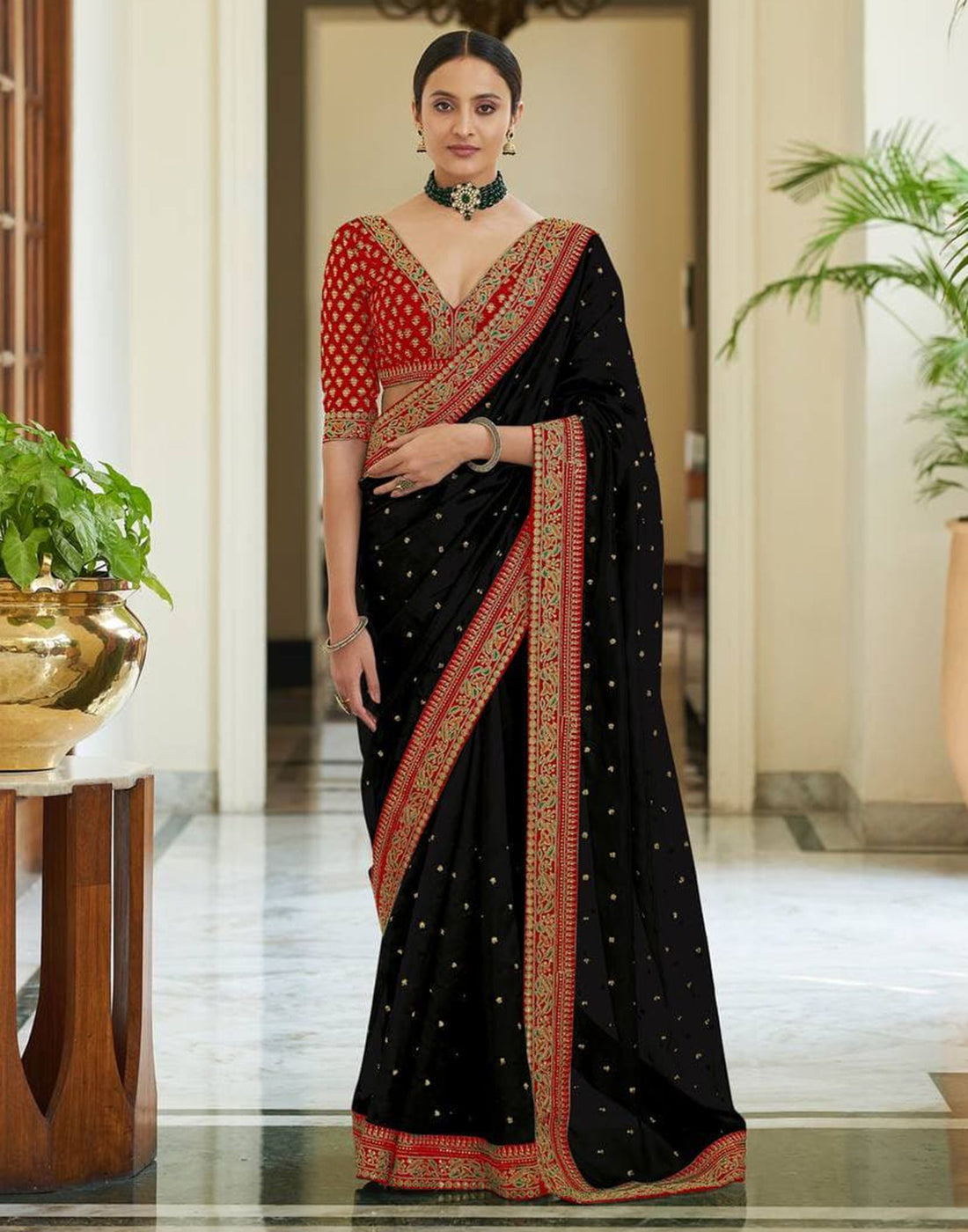 Black Silk Embroidery Saree | Leemboodi