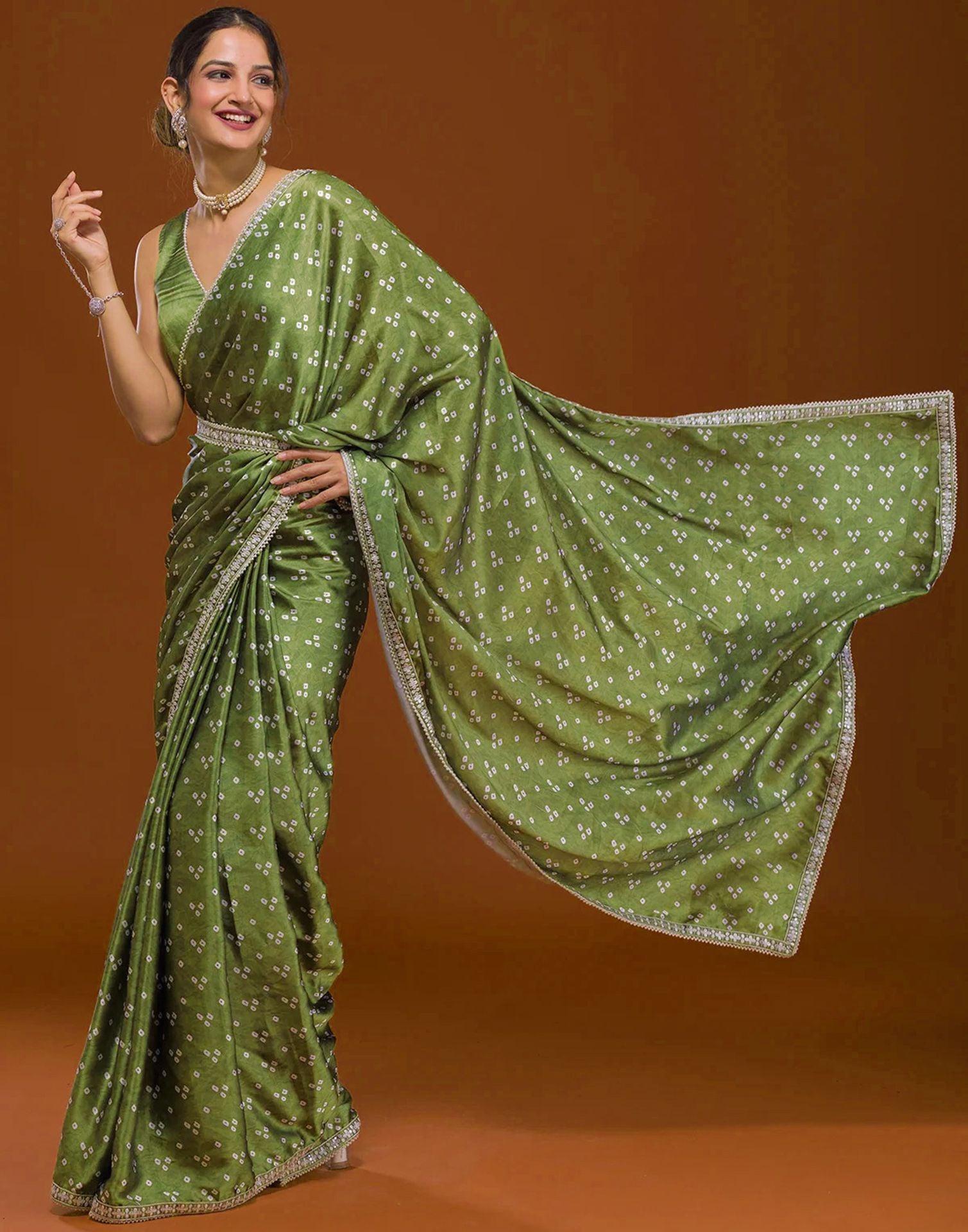 Green Colour Hand Bandhej Bandhani Saree – Sareewave