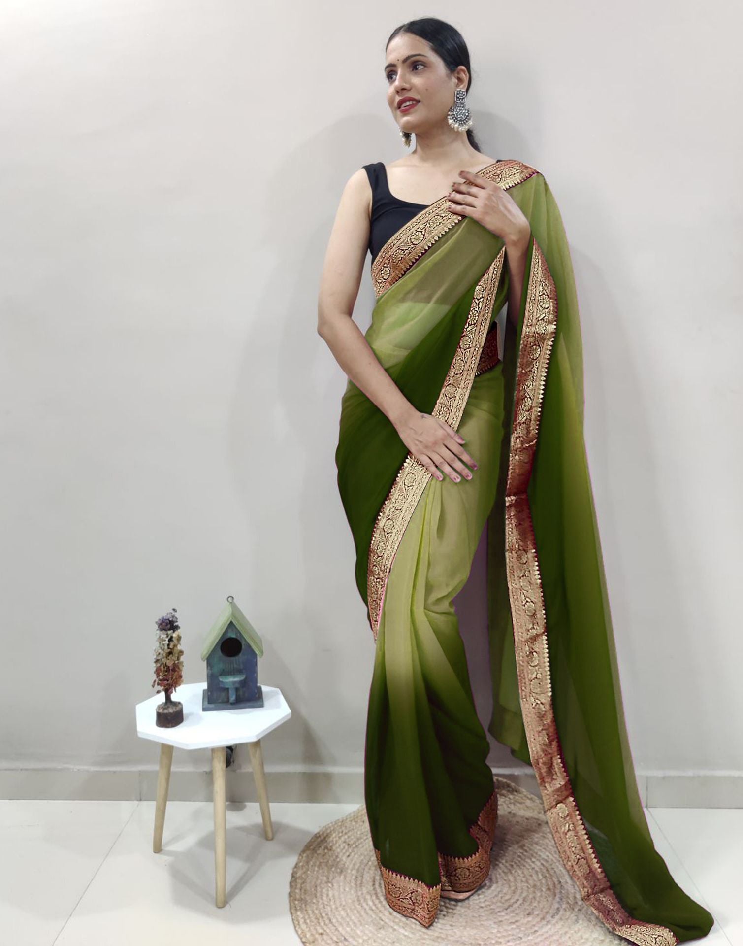 Satrani Green Plain Saree With Unstitched Blouse