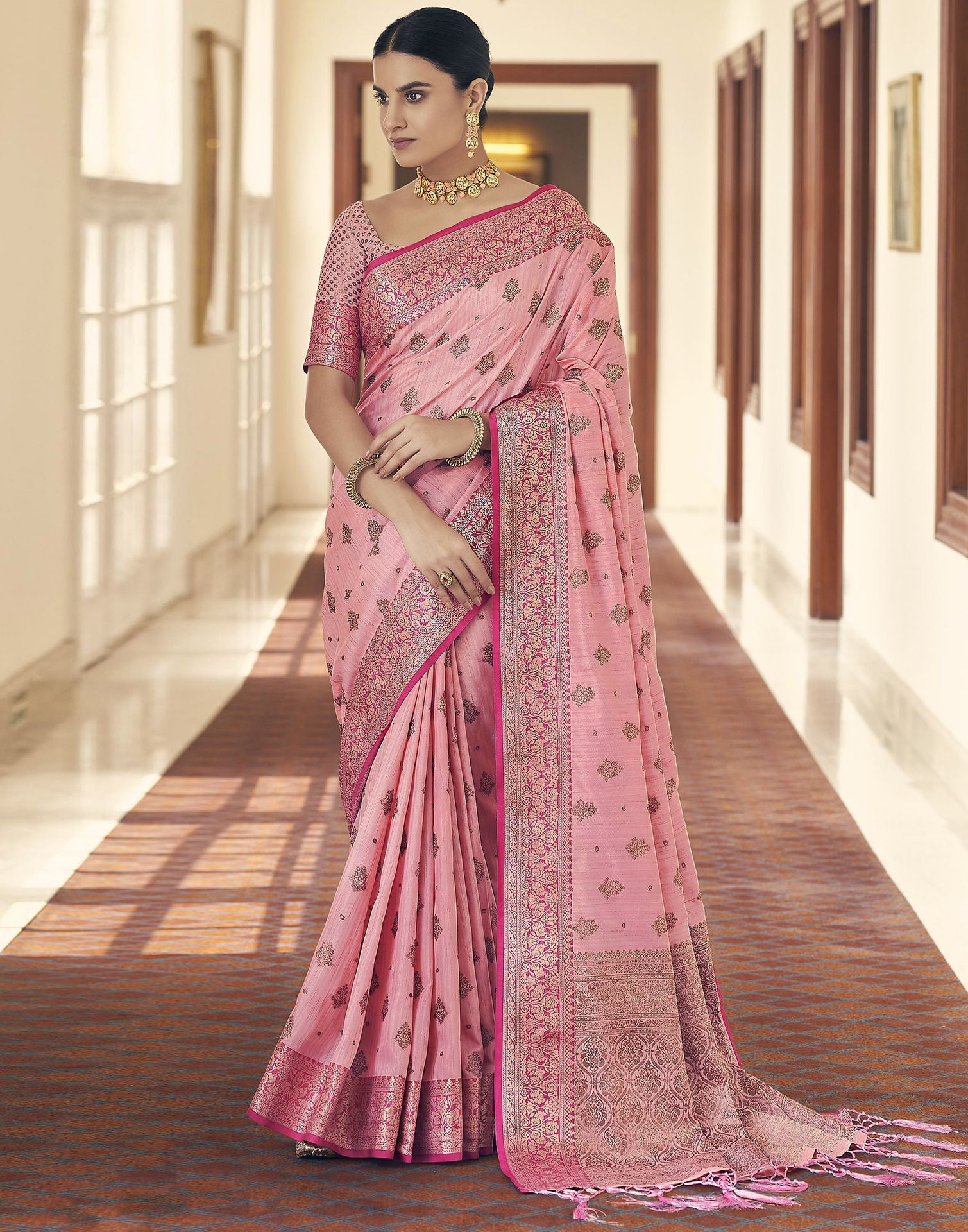 Light Cream Weaving Silk Banarasi Saree – Leemboodi