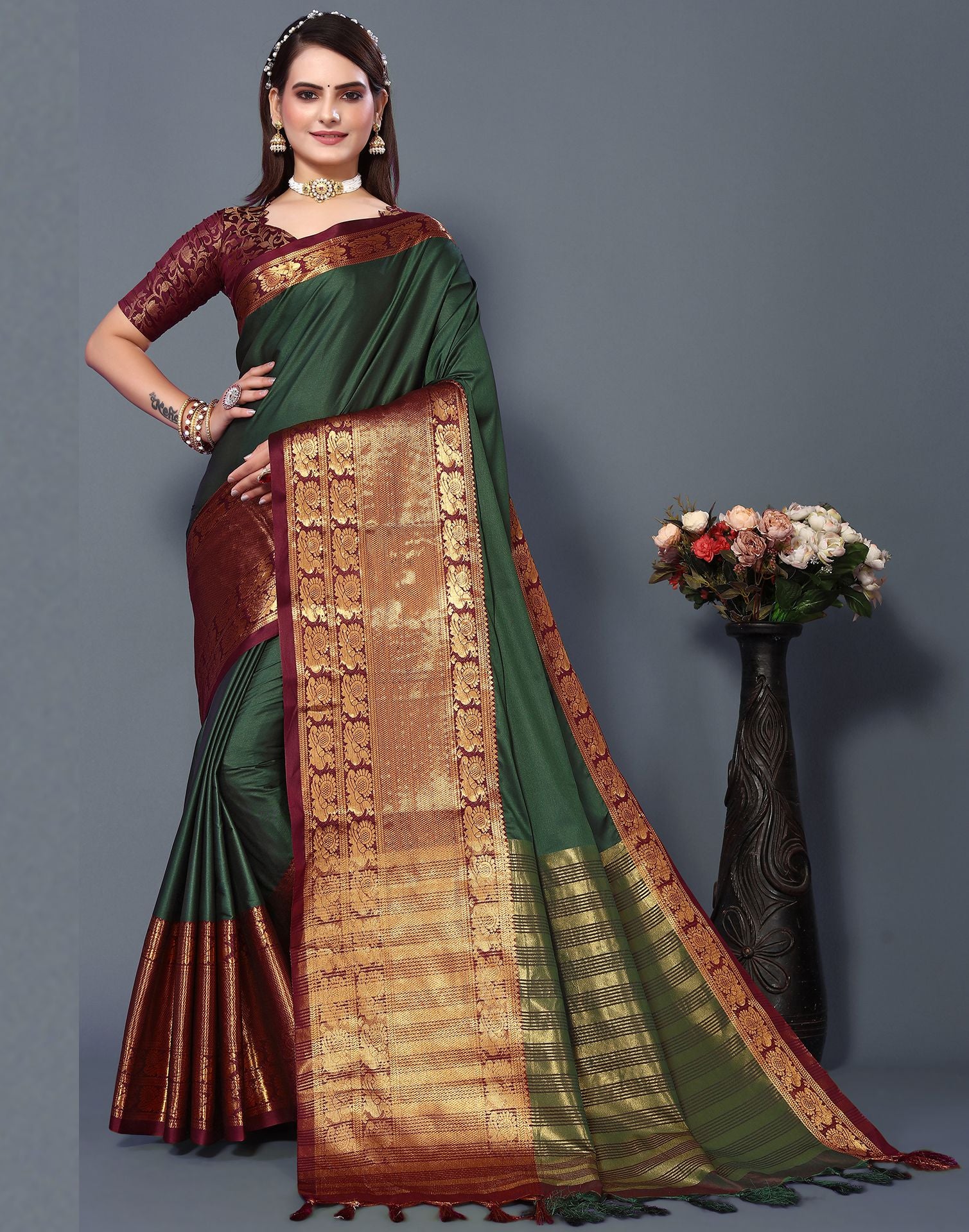 Dark Green Handweave Maheshwari Silk Cotton Saree Online – Okhaistore