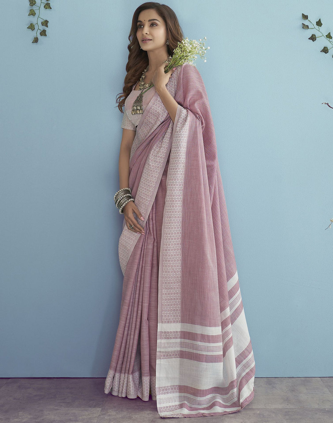 Light Pink Self Woven Plain Cotton Saree | Leemboodi