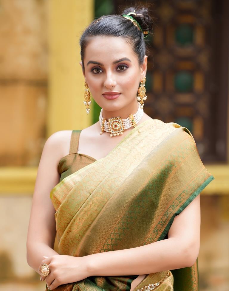 No Wedding Bells Here But Mrunal Thakur In A Red And Gold Kanjeevaram Saree  Could Easily Pass Off As A Gorgeous South Indian Bride