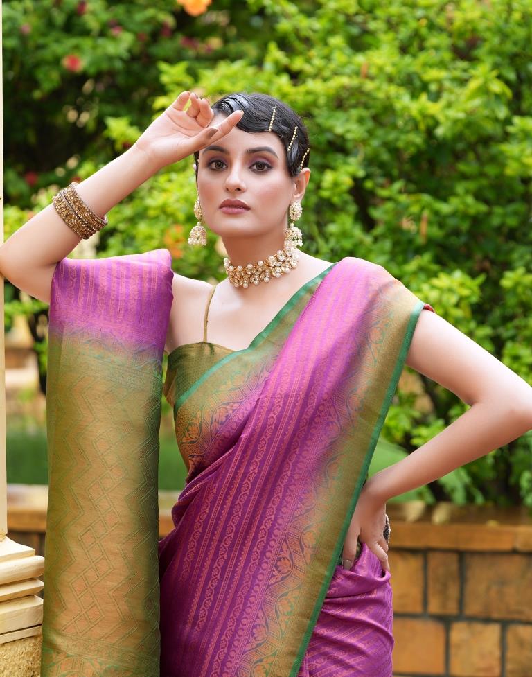 The Most Stunning Kanchi Pattu Sarees Collection These sarees have borders  and pallu contrasting with heavy gold weaving. Kanchipuram… | Instagram