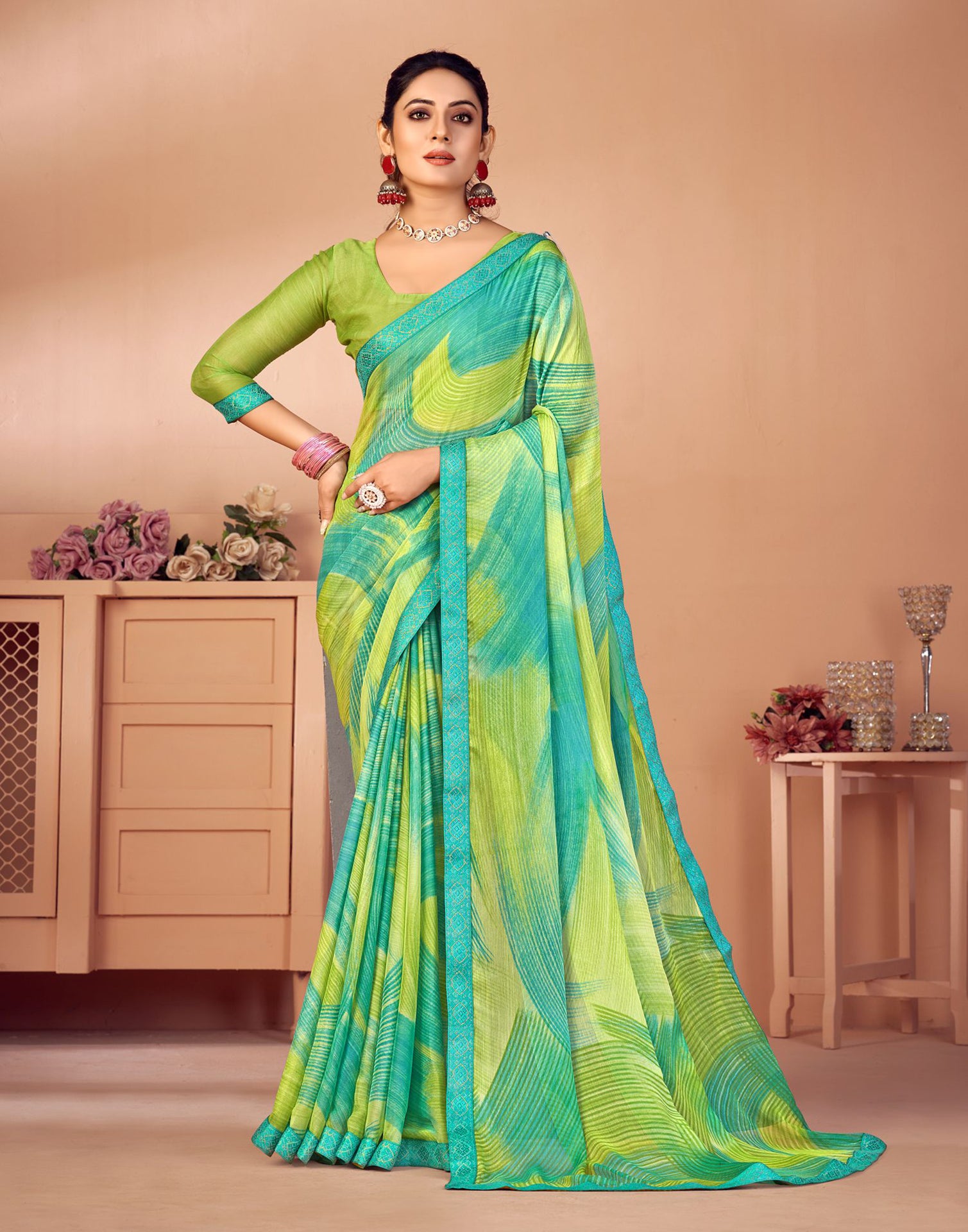 Women's Floral Printed Chiffon Saree with Unstitched Blouse Piece