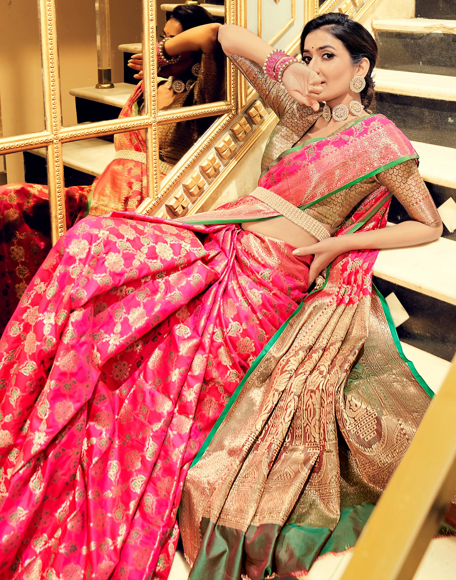 Dark pink woven banarasi silk saree with blouse - Monjolika - 2264474