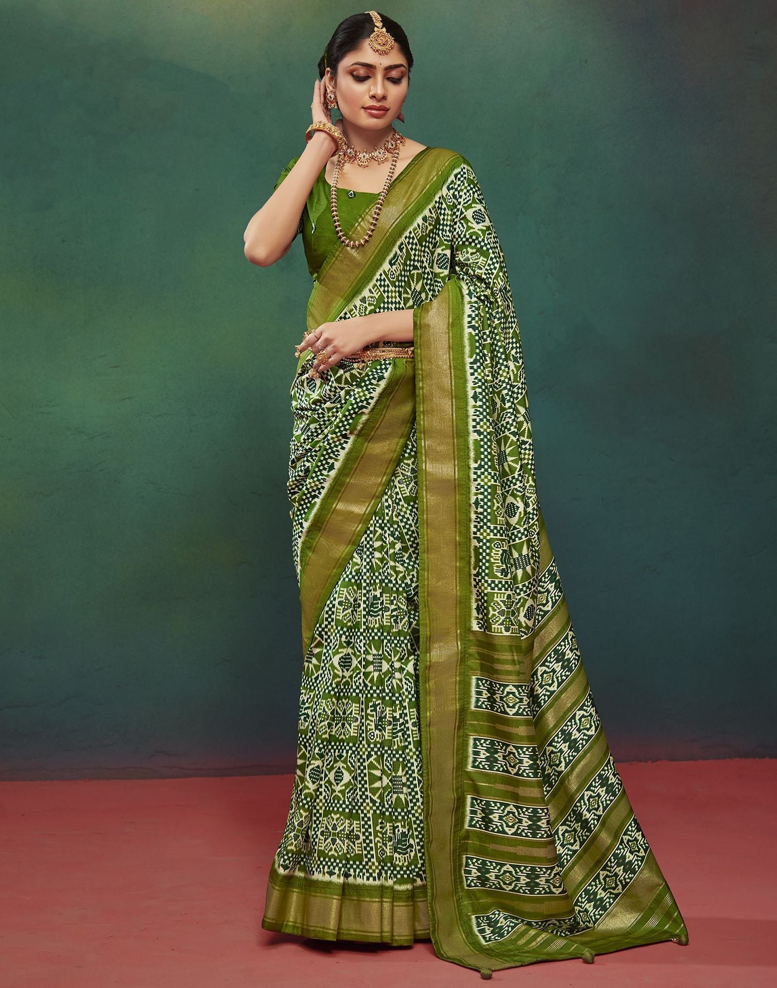 Mehandi Green Jaquard Silk Banarasi Saree – Leemboodi