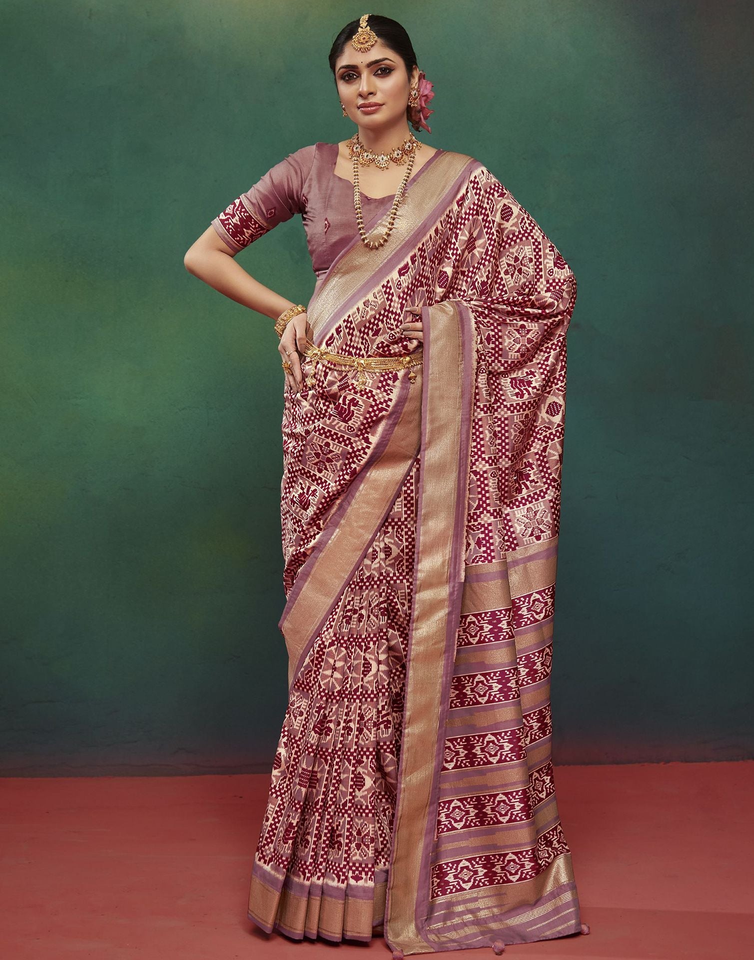 Dusty Rose Sari with Fishtail Skirt | Modern saree, Sarees for girls, Saree  styles