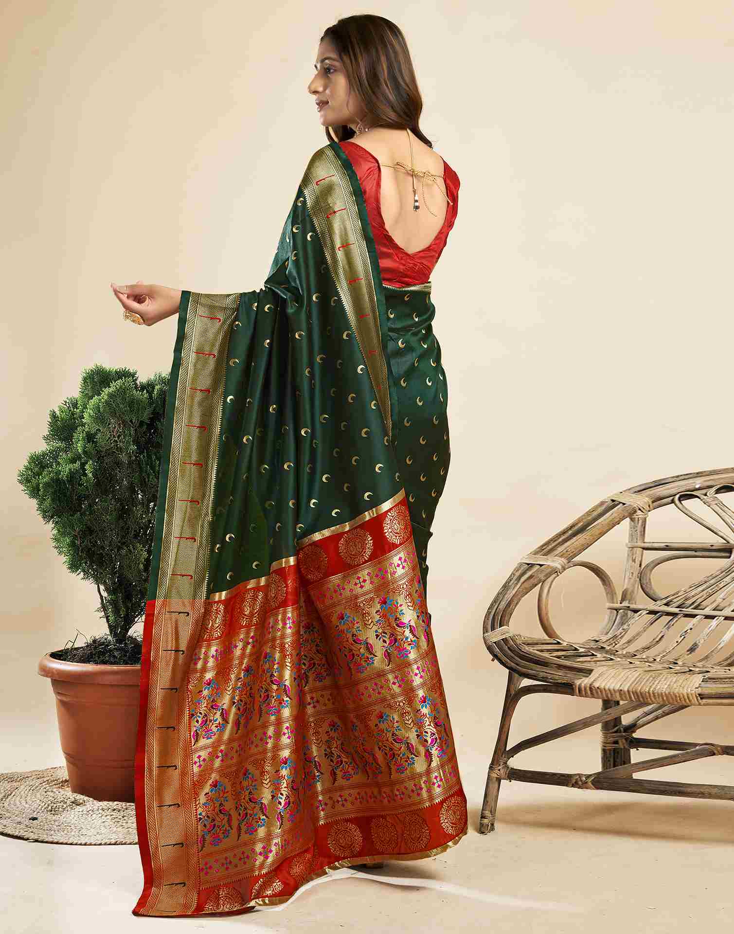 Dark Green Silk Woven Paithani Saree