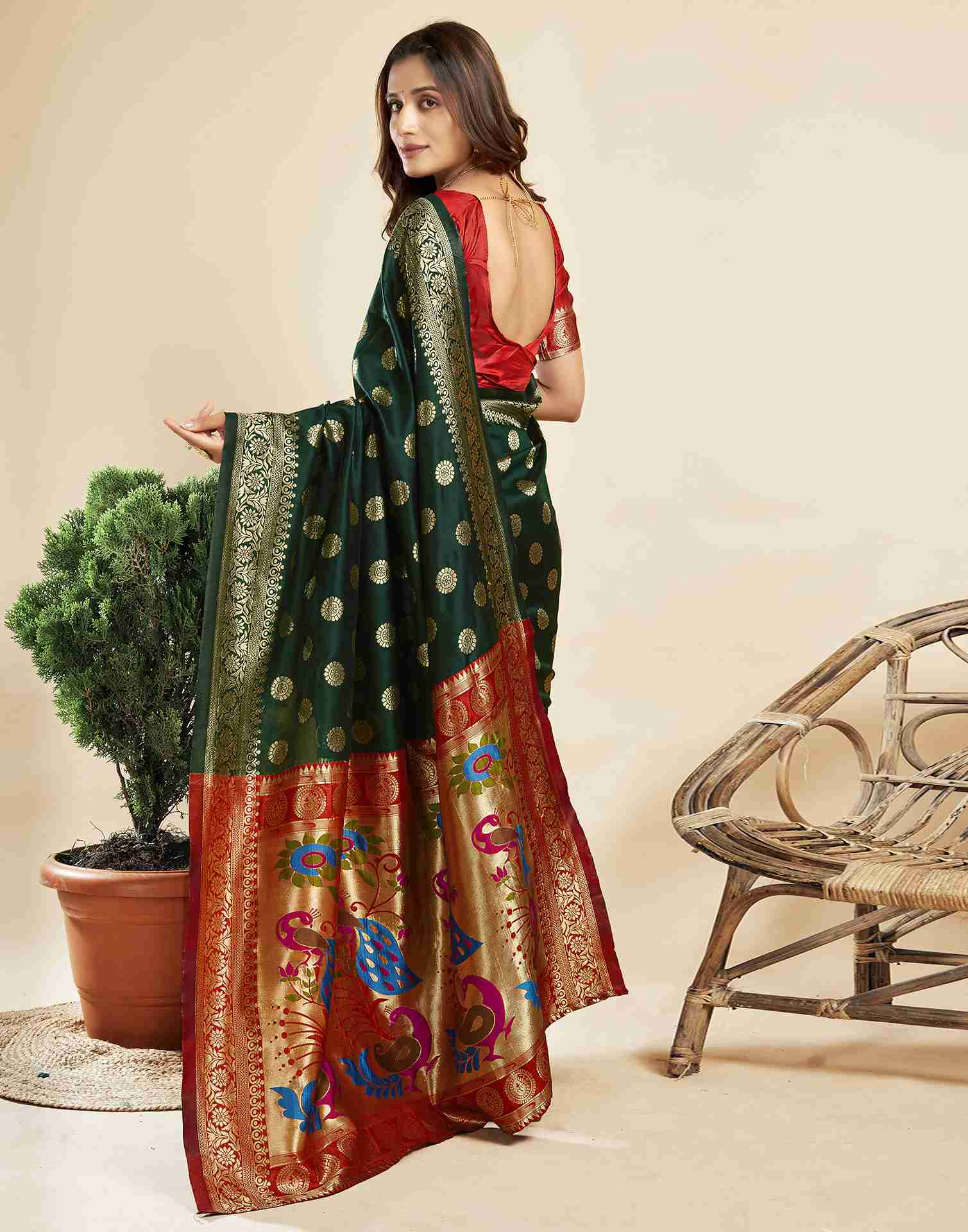 Dark Green Silk Woven Paithani Saree