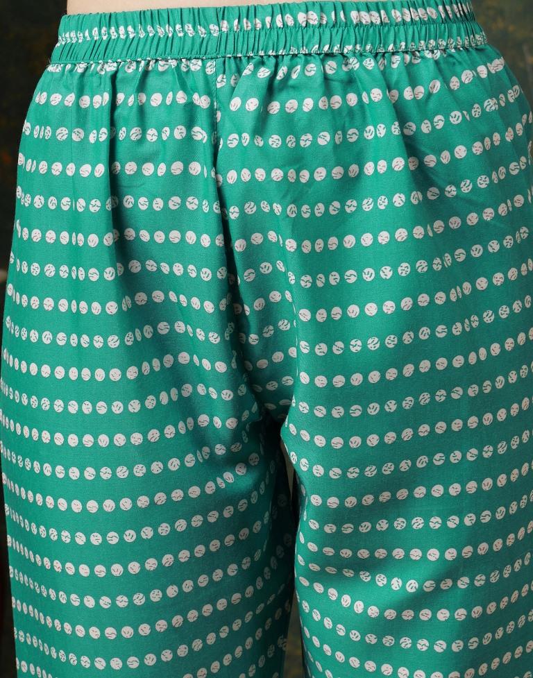 Green Printed Cotton Straight Kurta With Pant