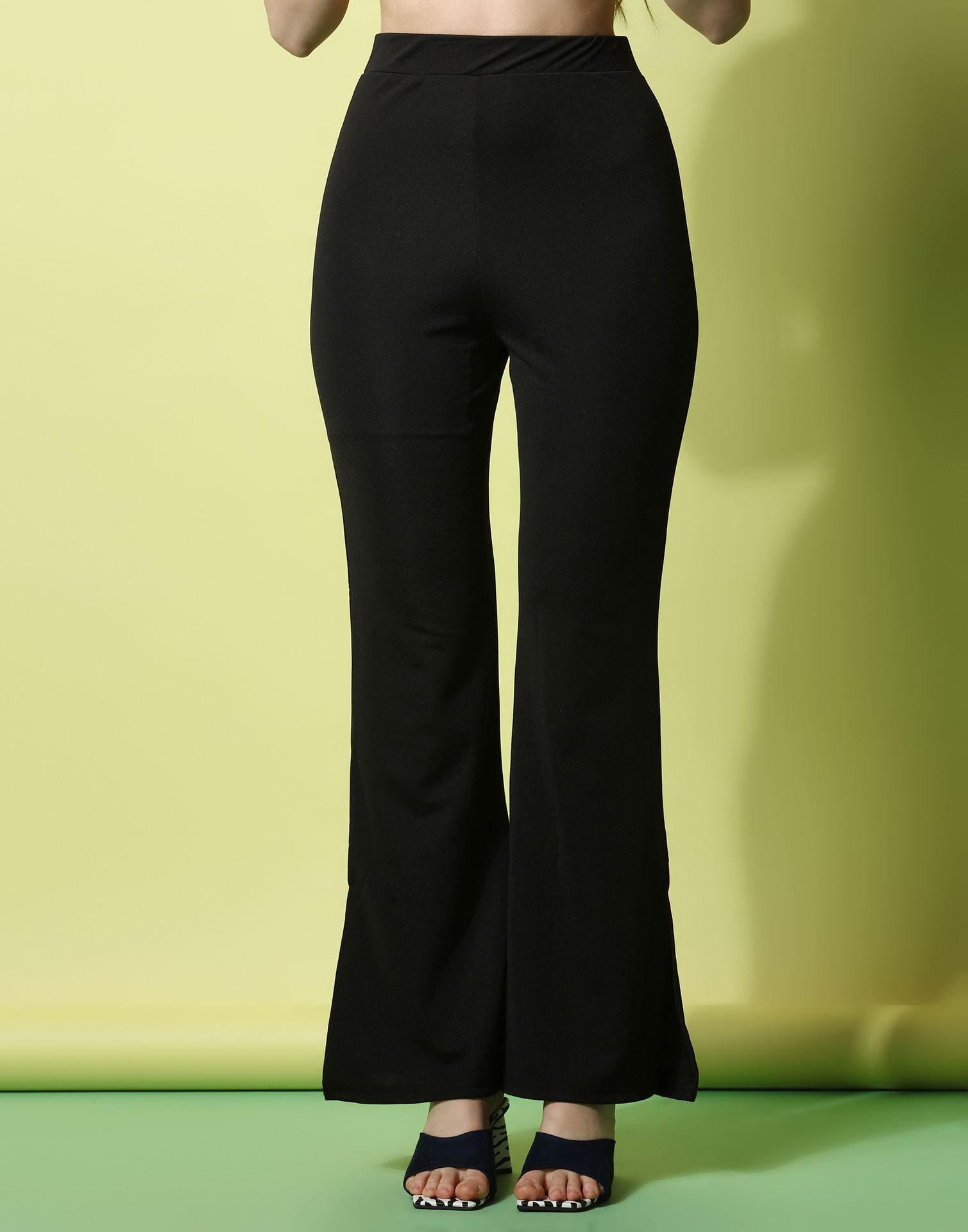 Flare Yoga Pants For Women In Black & White Print (Lycra Fabric) – IBIZA  MAGIC FASHION