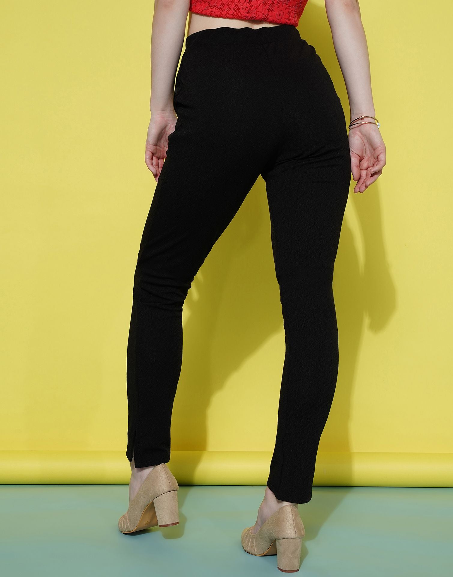 Buy Cover Story Black Skinny Fit Leggings for Women Online @ Tata CLiQ