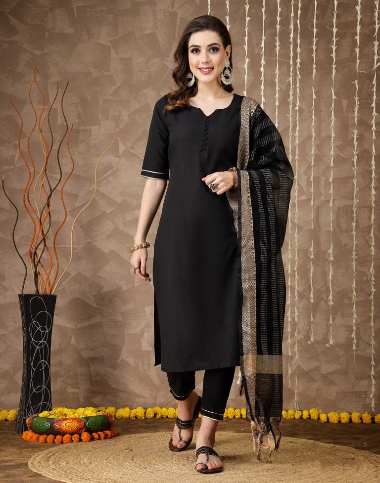 Black Cotton Kurti | #Black #Dresses | Black Suit | Black Long Kurti |  Simple Black Shirt | Black Ka | Black dresses classy, Stylish dresses,  Dress indian style