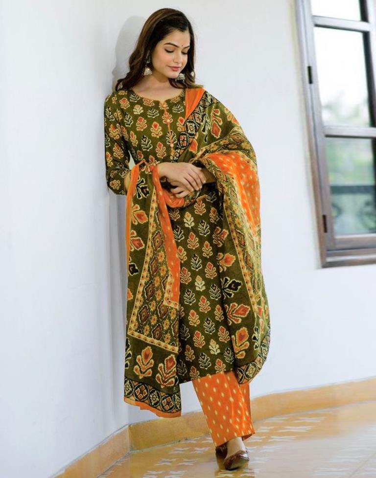 Mehndi Green Printed Rayon Straight Kurta With Pant And Dupatta