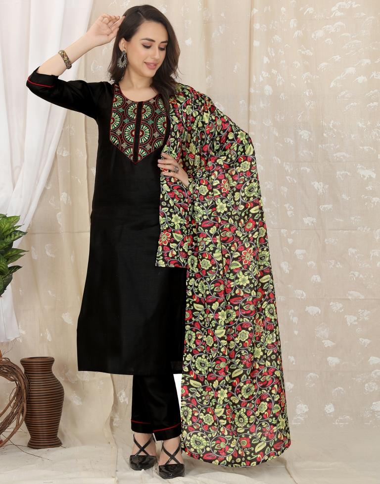 Black Cotton Embroidery Straight Kurta With Pant And Dupatta | Leemboodi