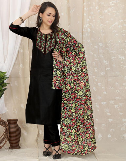 Black Cotton Embroidery Straight Kurta With Pant And Dupatta | Leemboodi