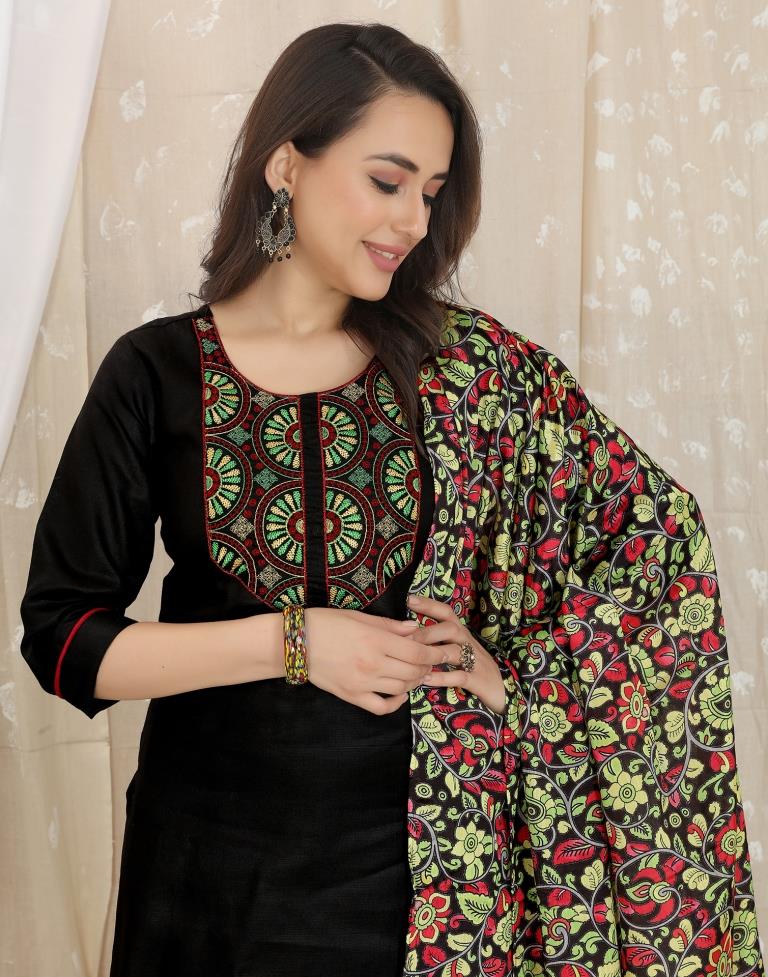 Black Cotton Embroidery Straight Kurta With Pant And Dupatta | Leemboodi