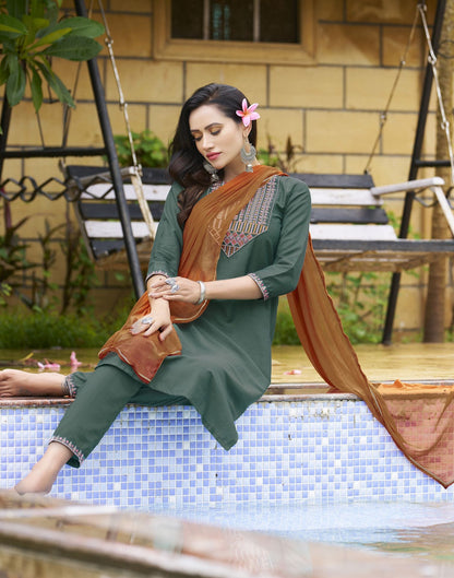 Mouve Green Embroidery Chinnon Straight Kurta With Pant And Dupatta