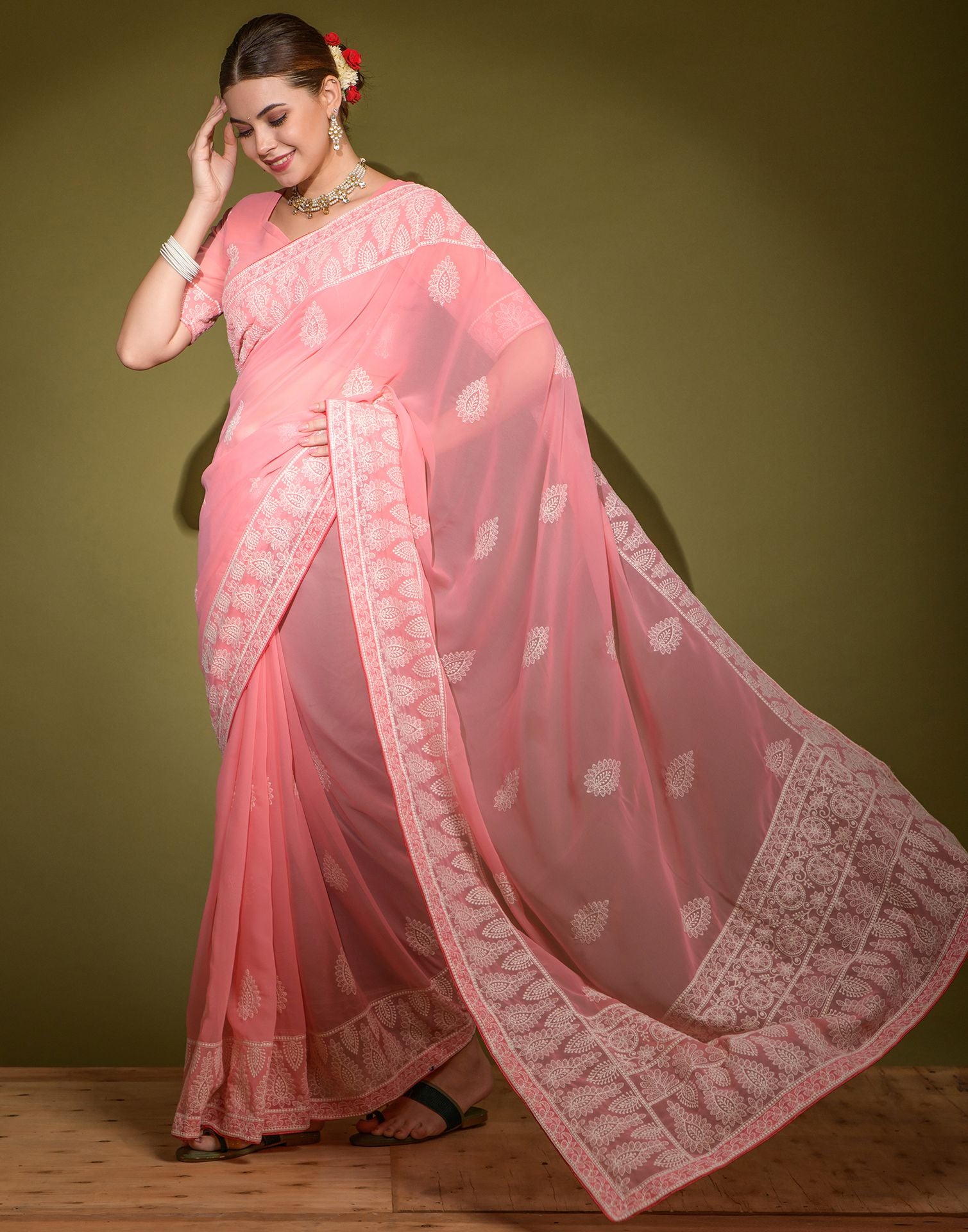 Buy Authentic Lucknowi Chikankari Sarees Online | www.amgsquare.com