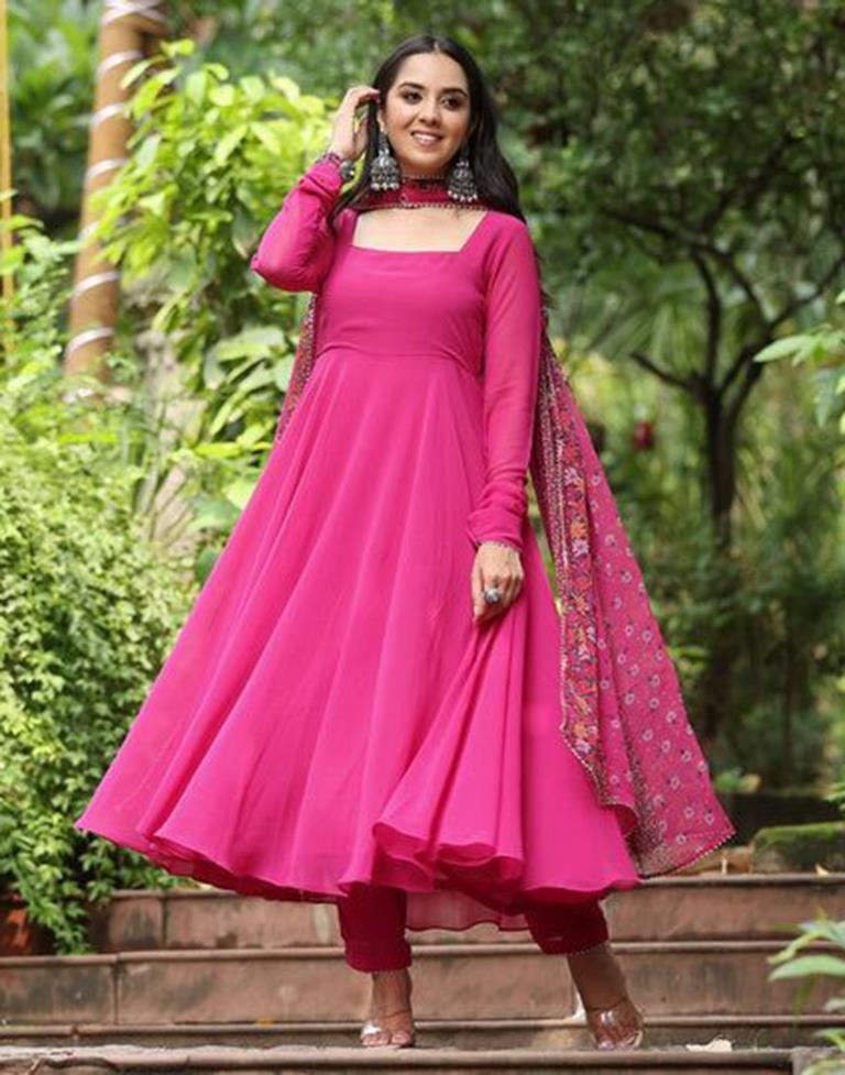 Pink Plain Georgette Gown Kurta With Dupatta Leemboodi