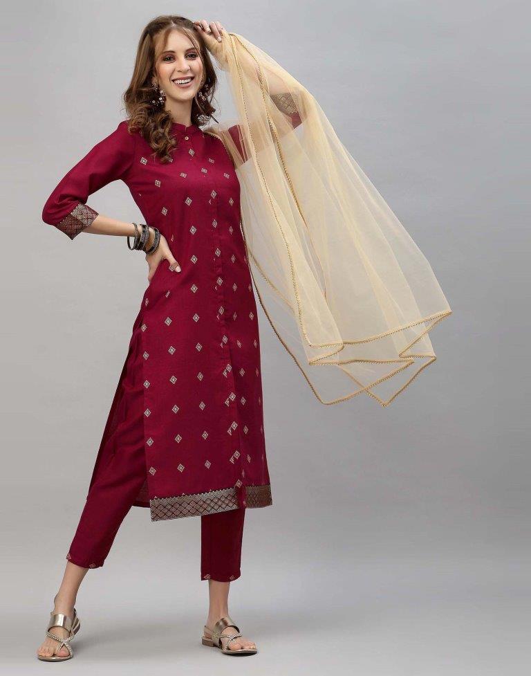 Maroon Kurti With Pant And Dupatta | Leemboodi