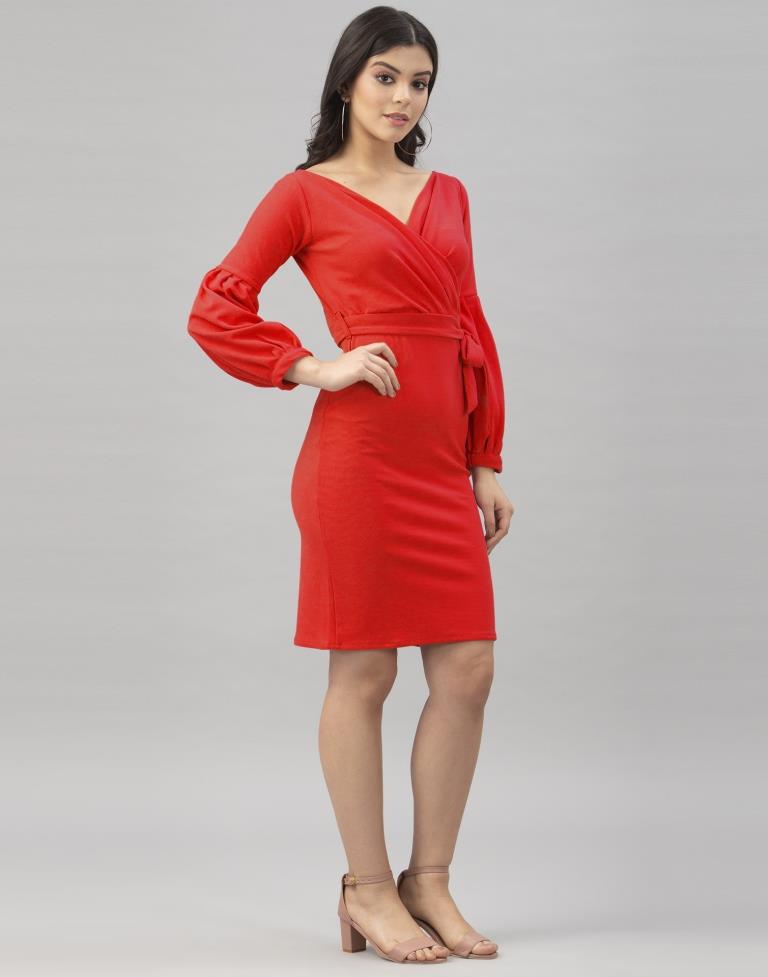 Picturesque Red Coloured Knitted Lycra Bodycon | Leemboodi