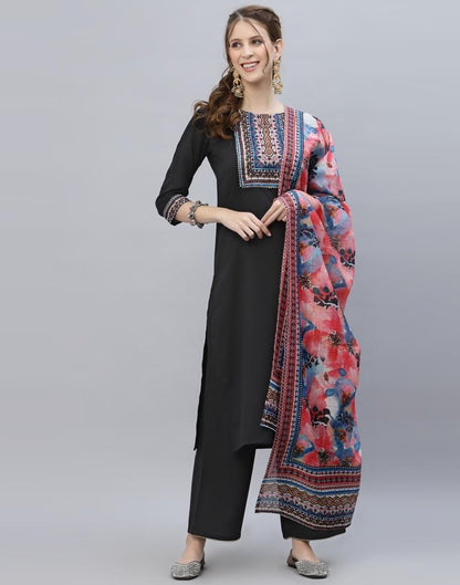 Black Kurti With Pant And Dupatta | Leemboodi