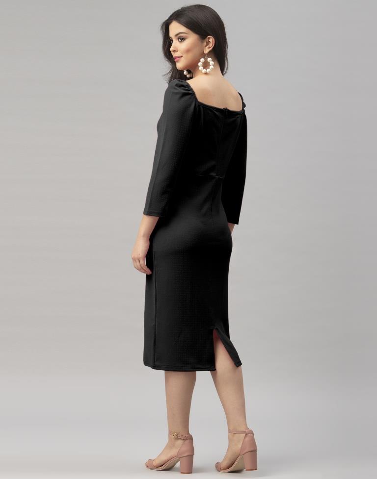 Elegant Black Knitted Dress | Leemboodi