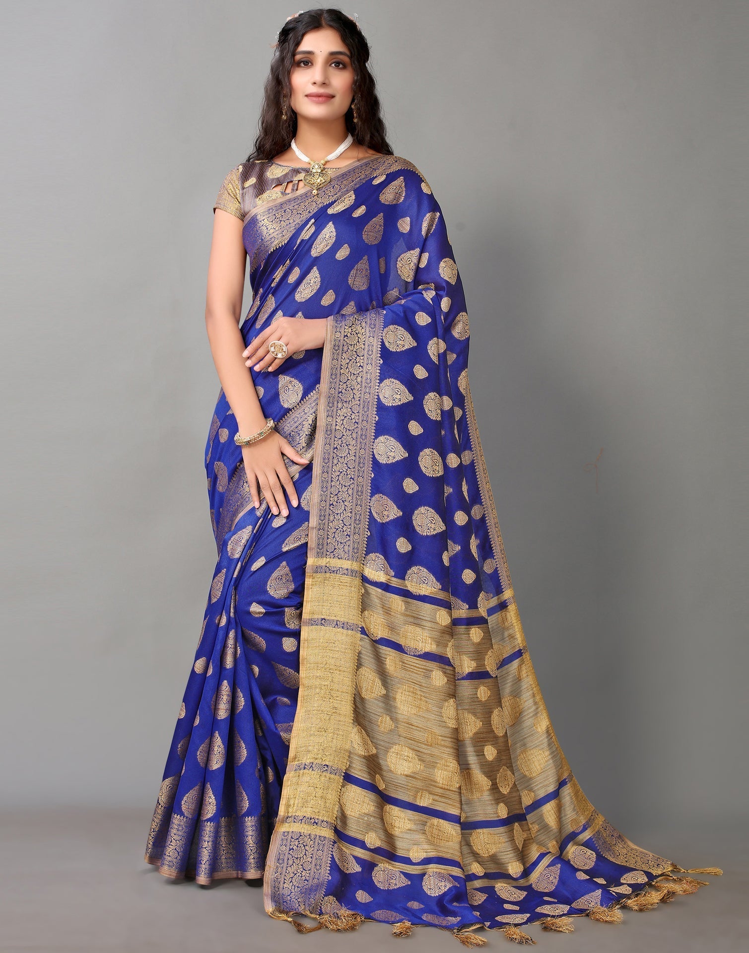Shop Royal Blue Banarasi Silk Zari Work Saree Festive Wear Online at Best  Price | Cbazaar