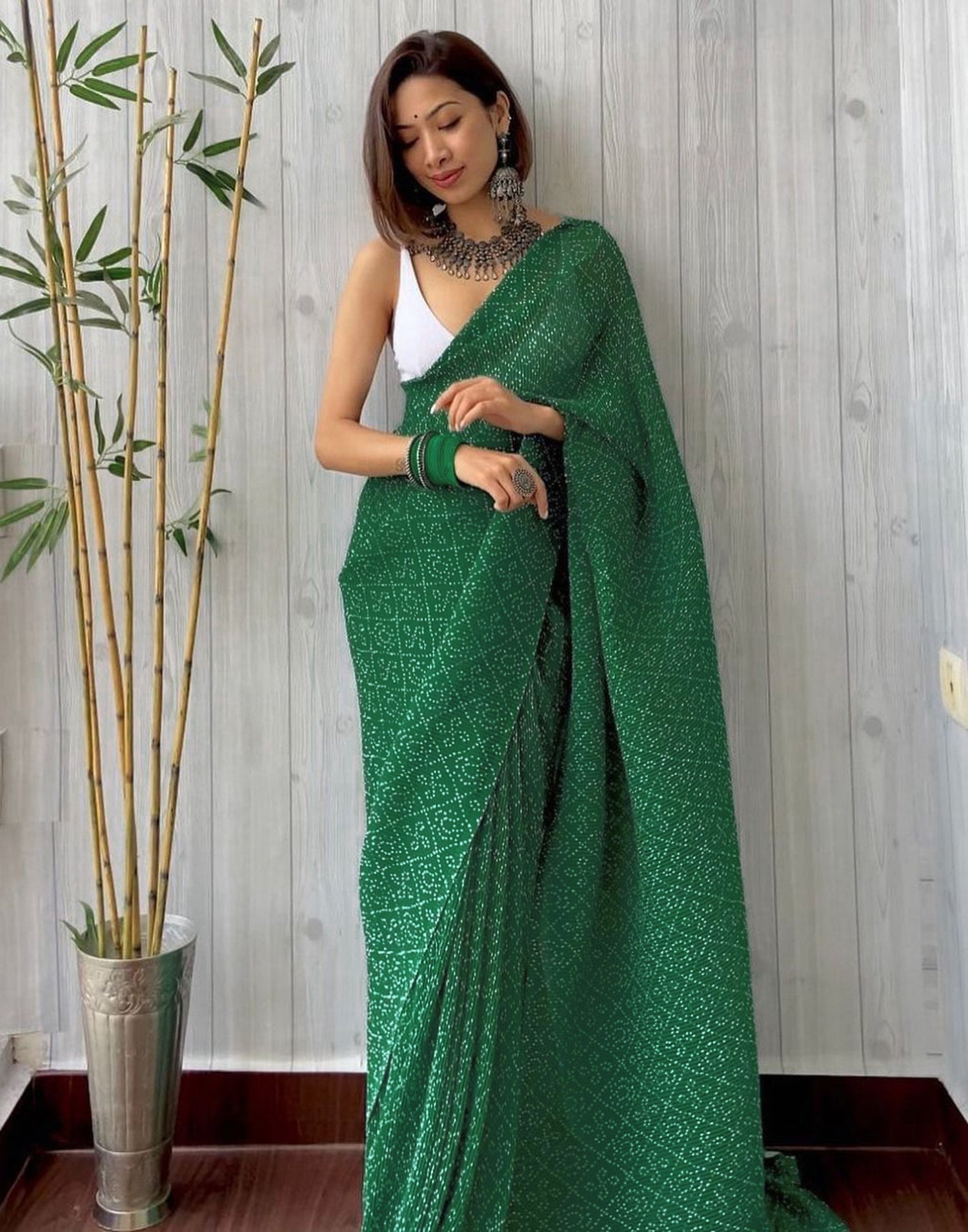 Green Bandhani Pleated Saree | Leemboodi