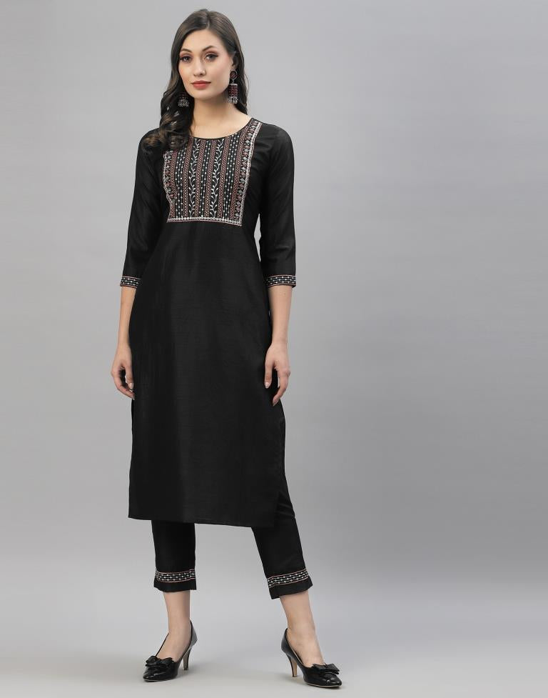 Black Kurti With Pant And Dupatta | Leemboodi