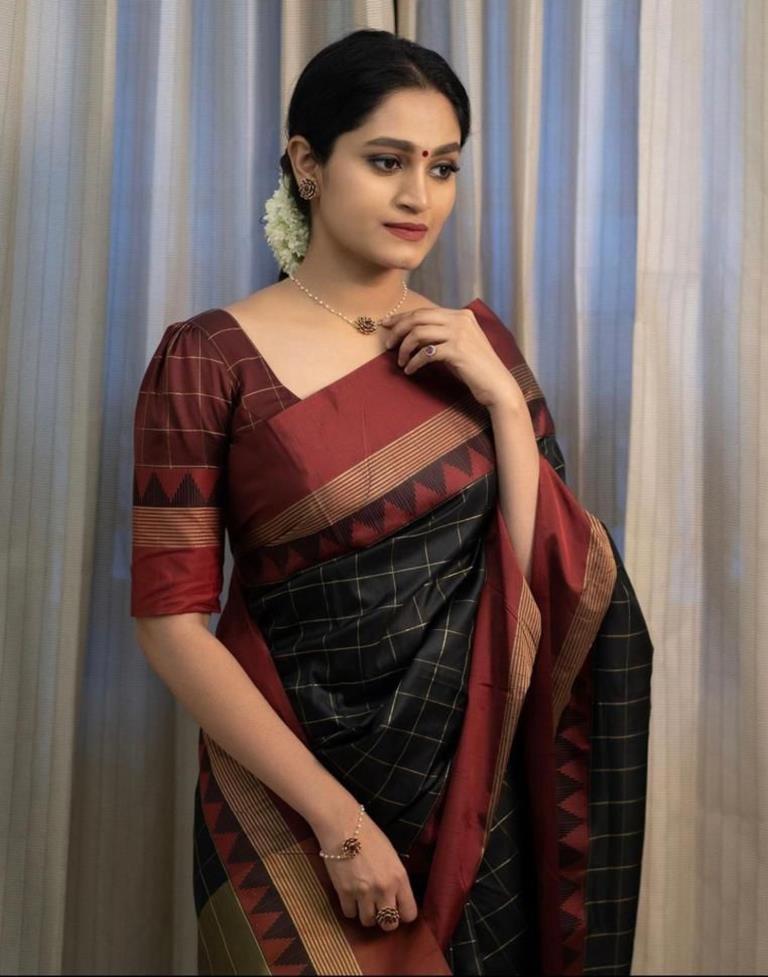 Pochampally Ikat Silk Black With Red Color Saree – pochampallysarees.com