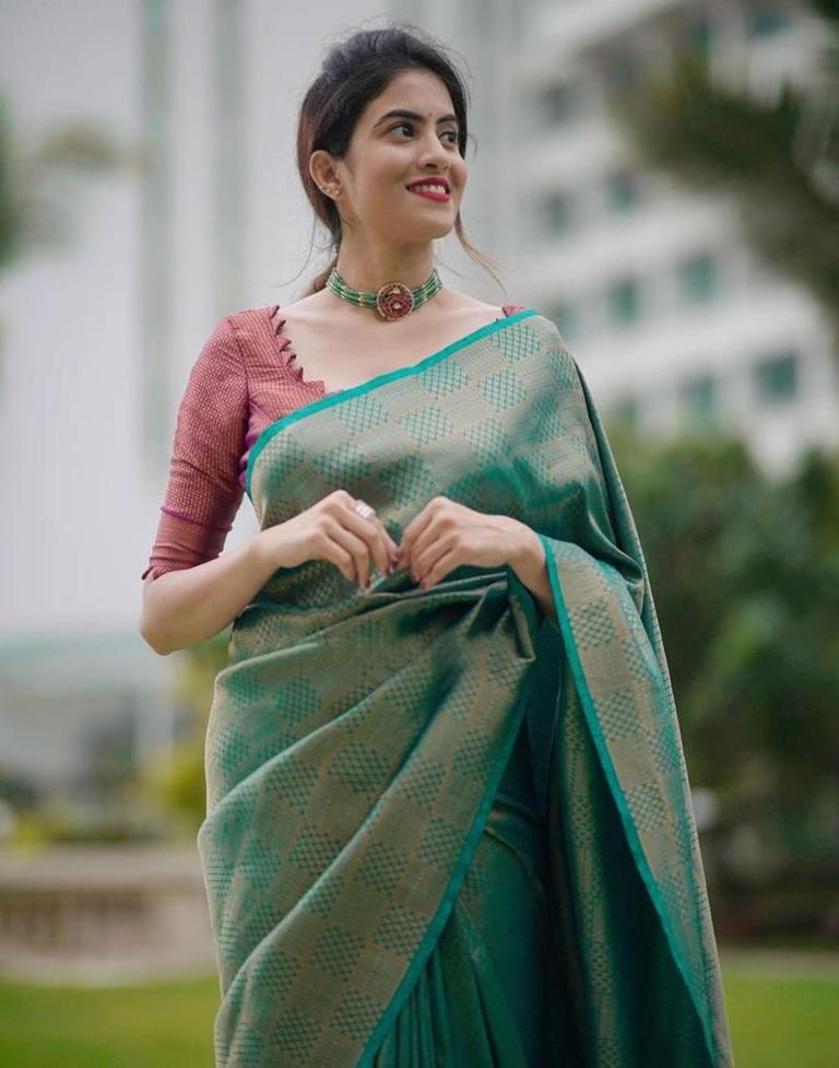 Rama Green Kanjivaram Silk Saree | Leemboodi