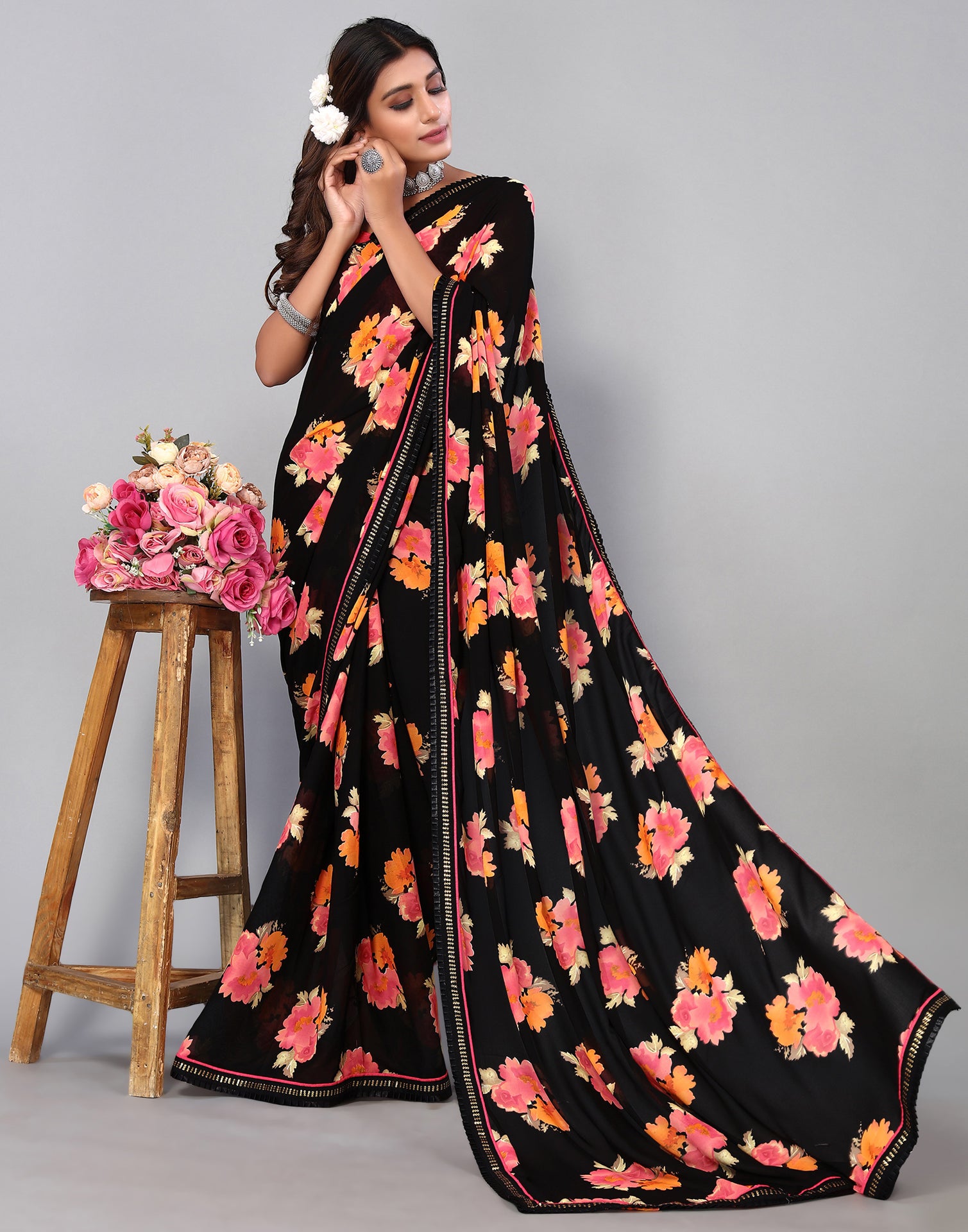 Buy Kalaa Varsha Floral Print Bollywood Georgette Red, Black Sarees Online  @ Best Price In India | Flipkart.com