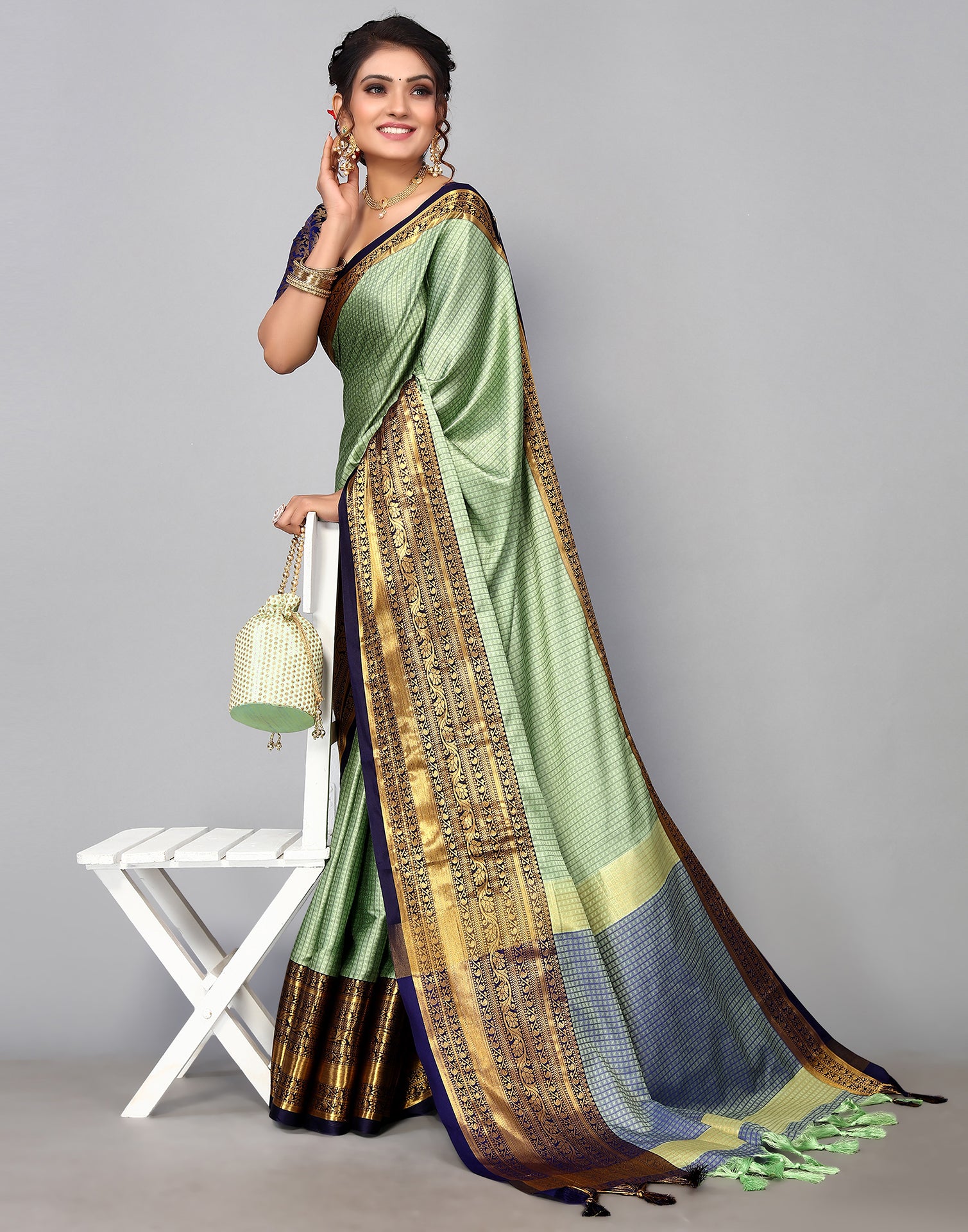 Light Green Kanjivaram Silk Saree | Leemboodi