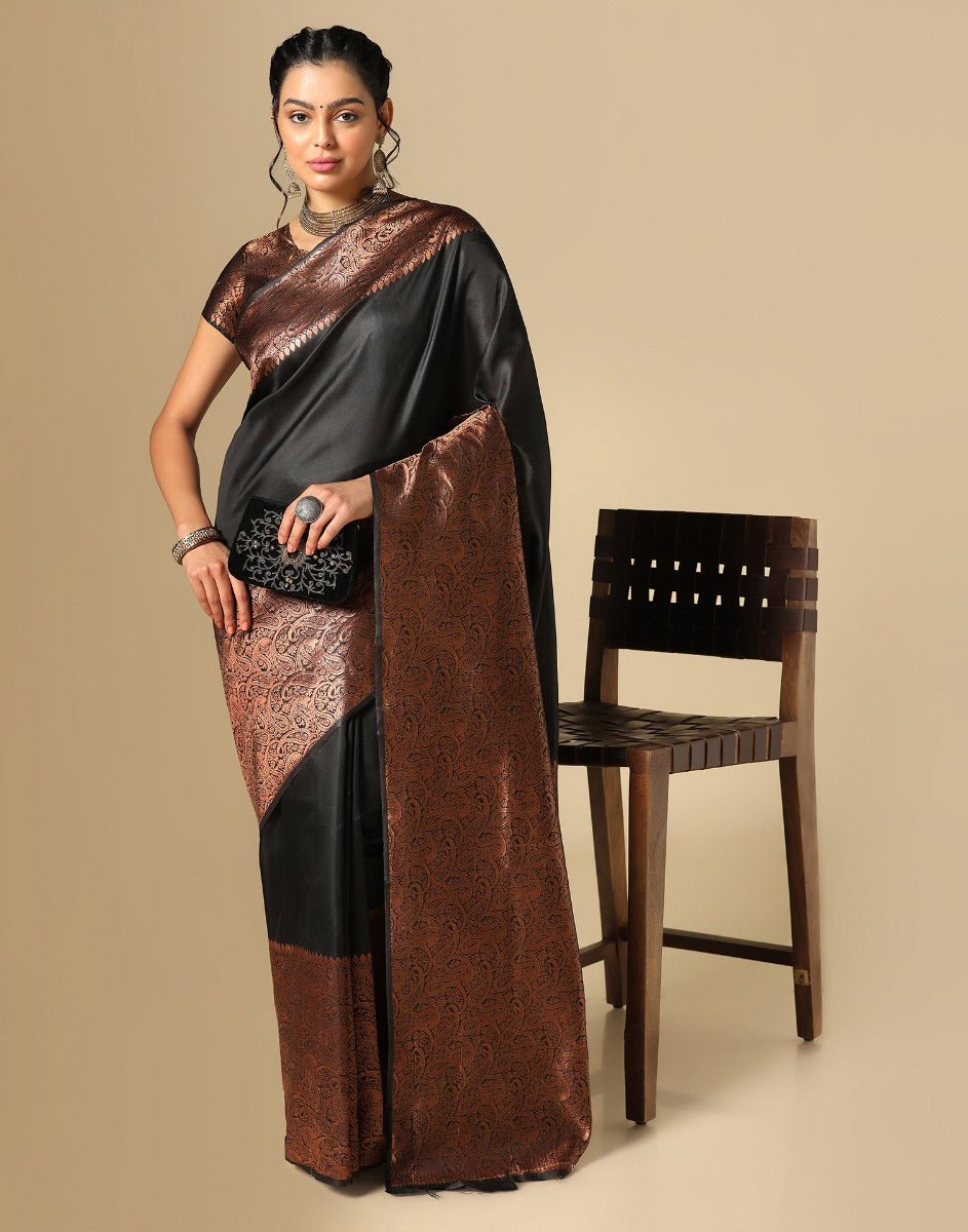 Buy Femiro Fab Women Black Woven Cotton Silk, Pure Silk Kanjivaram Saree  Online at Best Prices in India - JioMart.