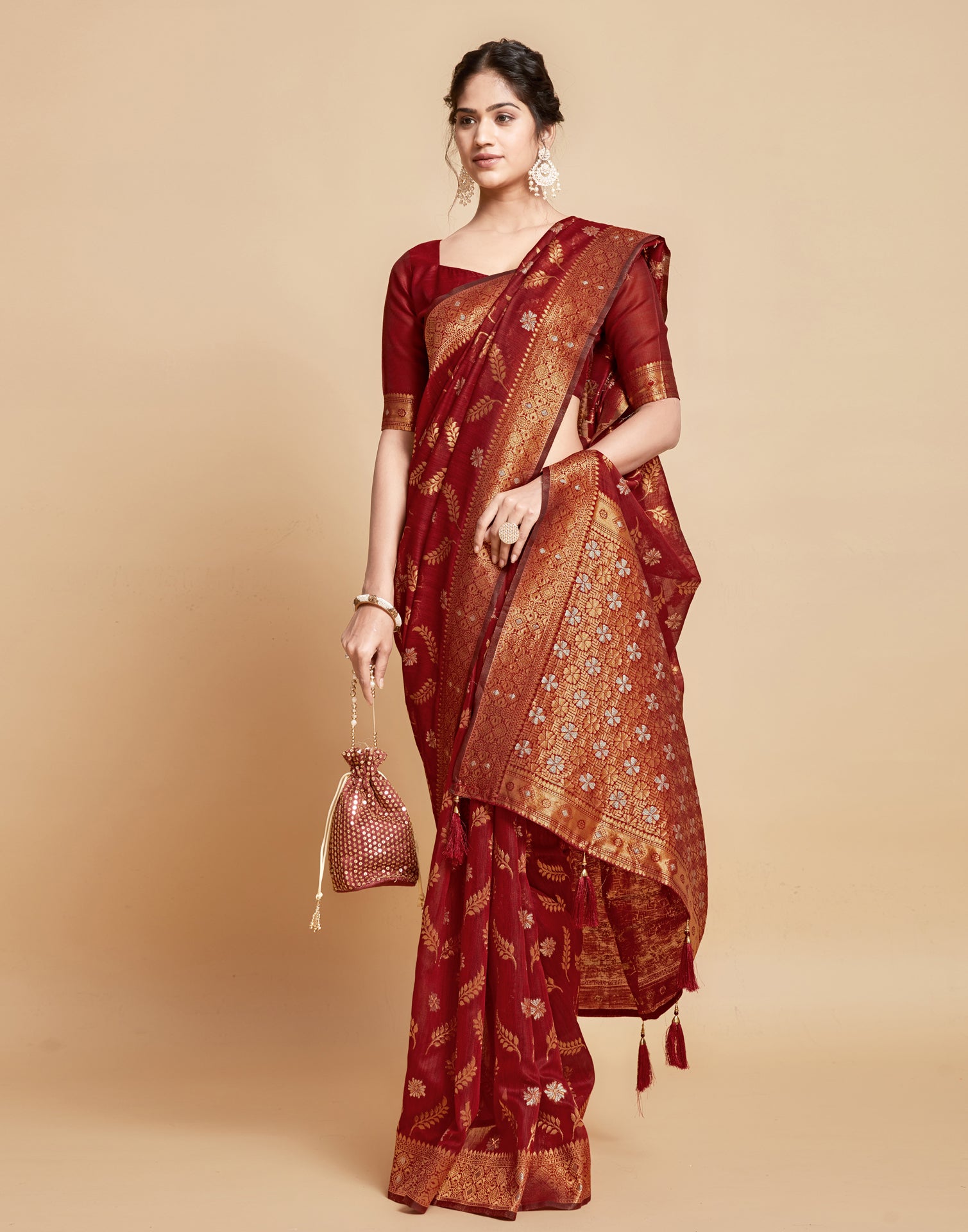 Buy Brown Sarees for Women by Charukriti Online | Ajio.com