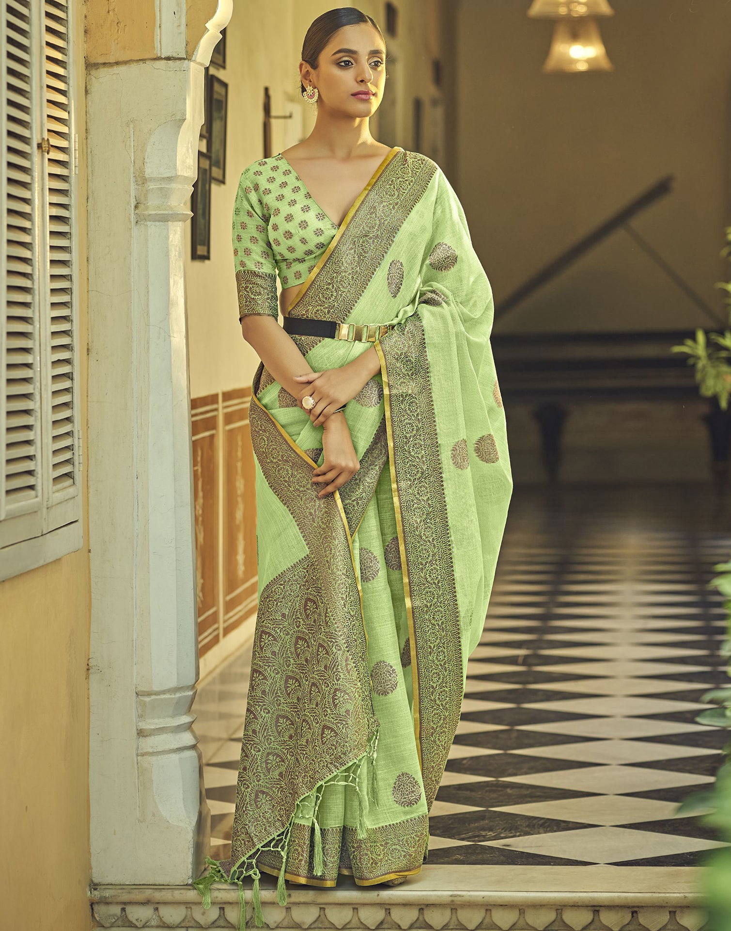 Light Green Linen Saree | Leemboodi