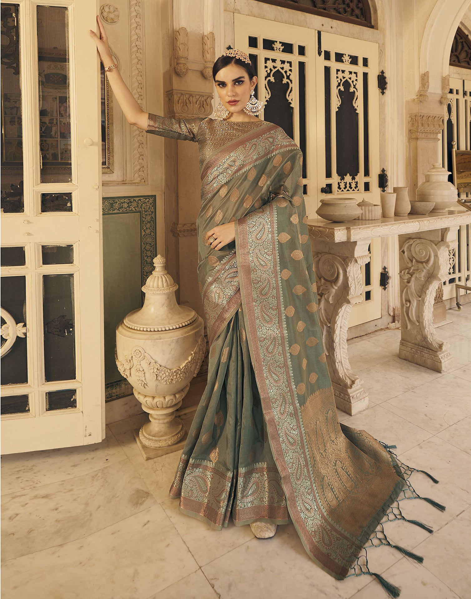 Magnetic Grey Soft Silk Saree With Palimpsest Blouse Piece – SilkFolks