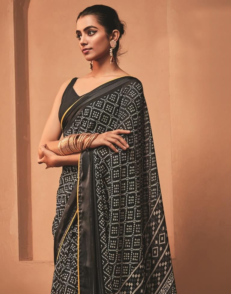 Buy Goverdhan Traditional Exclusive Designer Red Bhandej Chunari Gotta  Patti Saree With Un-Stitched Blouse A1. at Amazon.in